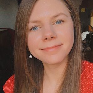 Meet your Posher, Deana